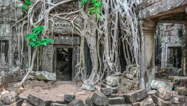 Angkor ist eine Region nahe der Stadt Siem Reap in Kambodscha, die vom 9. bis zum 15. Jahrhundert das Zentrum des historischen Khmer-Königreiches Kambuja bildete.